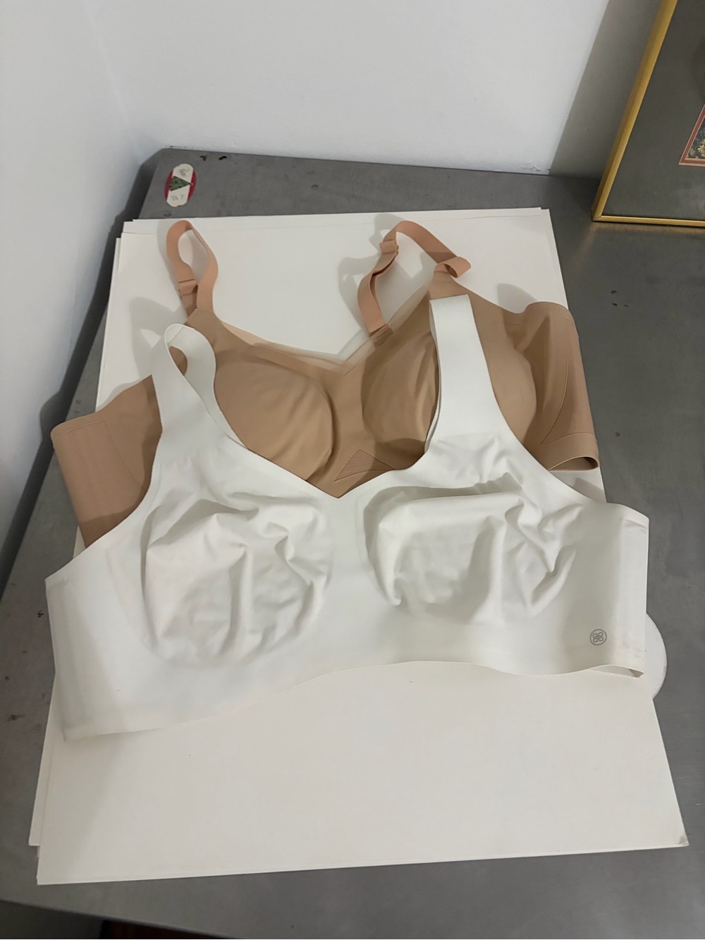 Bundle of two 
Honeylove wireless bras